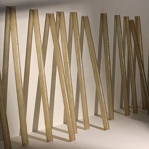 Foto O pós-minimalismo de Eva Hesse