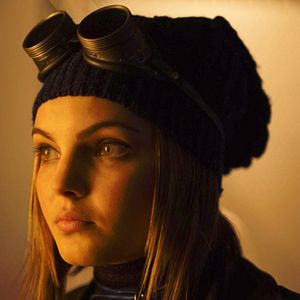 Foto Camren Bicondova