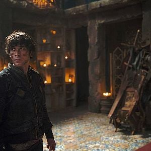 Foto The 100