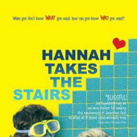 Foto Hannah Sobe as Escadas