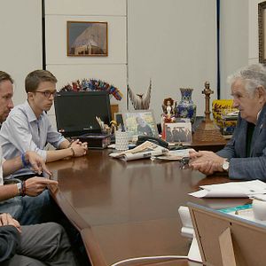 Foto Política, Manual de Instruções