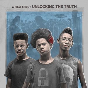 Foto Breaking a Monster