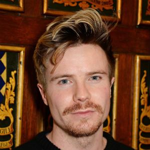 Foto Joe Dempsie