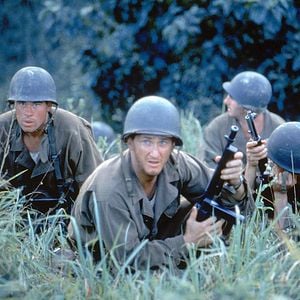 Foto Além da Linha Vermelha