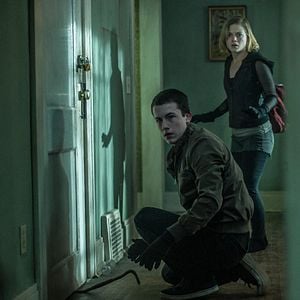 Foto O Homem nas Trevas