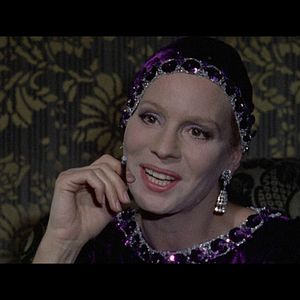 Foto A Breve Noite das Bonecas de Vidro