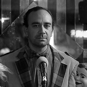 Foto Sem mover os lábios