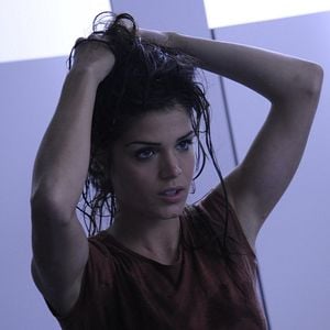 Foto Marie Avgeropoulos
