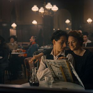 Foto Egon Schiele - Morte e a Donzela