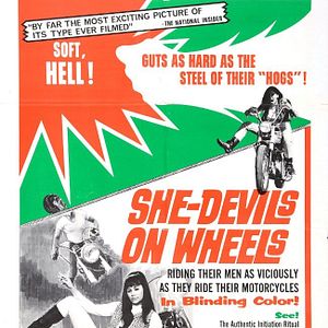 Foto She-Devils on Wheels