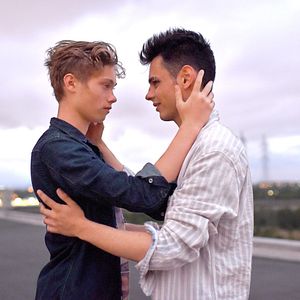 Foto Beijos Escondidos