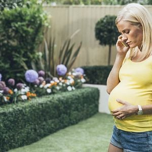 Foto Na Companhia de Estranhos