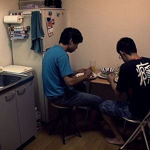 Foto Por um Punhado de Dólares - Os Novos Emigrados