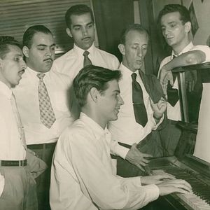 Foto Eu, Meu Pai e os Cariocas - 70 Anos de Música no Brasil