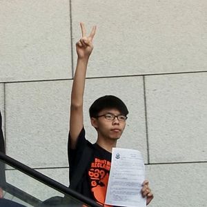 Foto Joshua: Teenager vs. Superpower