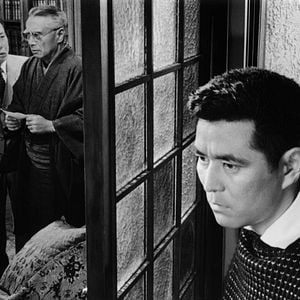 Foto Homem Mau Dorme Bem