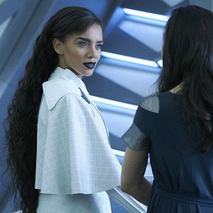 Foto Hannah John-Kamen