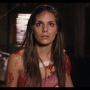 Foto Caitlin Stasey