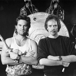 Foto Os Aventureiros do Bairro Proibido