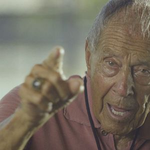 Foto Love Means Zero