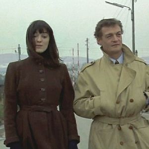 Foto Amantes no Meio do Mundo