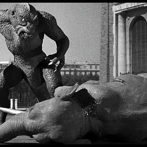 Foto A Vinte Milhões de Léguas da Terra