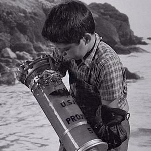 Foto A Vinte Milhões de Léguas da Terra