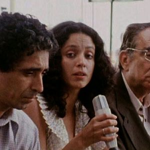 Foto Neville D'Almeida: Cronista da Beleza e do Caos