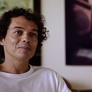 Foto Neville D'Almeida: Cronista da Beleza e do Caos