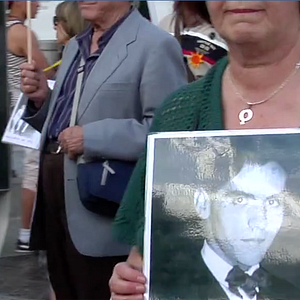 Foto Bones of Contention