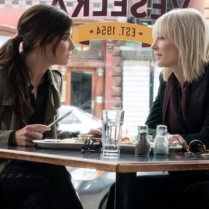 Foto Oito Mulheres e um Segredo