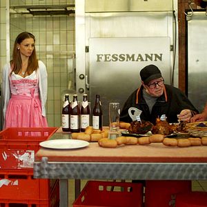 Foto B12 - Gestorben wird im nächsten Leben