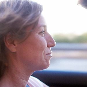 Foto Alguma Coisa Está Acontecendo