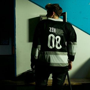 Foto Zen Sul Ghiaccio Sottile