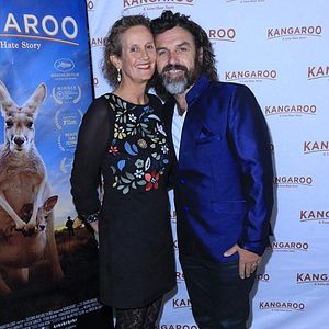 Foto Kangaroo – A Love-Hate Story
