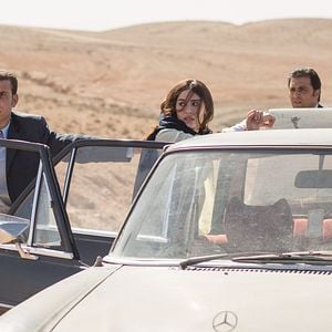 Foto Backstabbing For Beginners