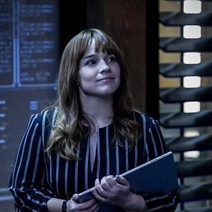 Foto Renee Felice Smith