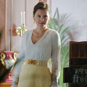 Foto O Pequeno Órfão