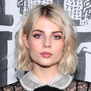 Foto Lucy Boynton