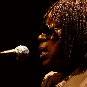 Foto Milton Nascimento - Intimidade e Poesia