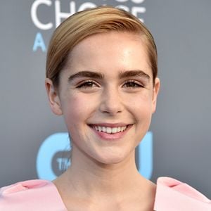 Foto Kiernan Shipka