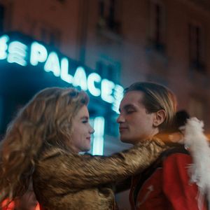 Foto Une jeunesse dorée