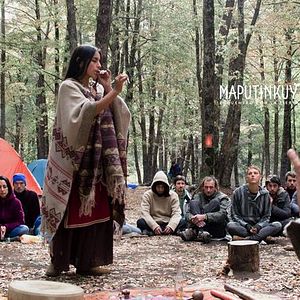 Foto Maputinkuy, Encontro com a Terra