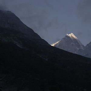 Foto UMA - Luz do Himalaia
