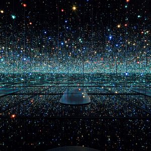 Foto Kusama - Infinito