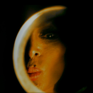 Foto My Name is Now, Elza Soares