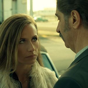 Foto Mulheres Armadas, Homens na Lata