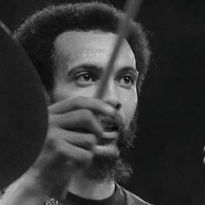 Foto Milford Graves: Full Mantis