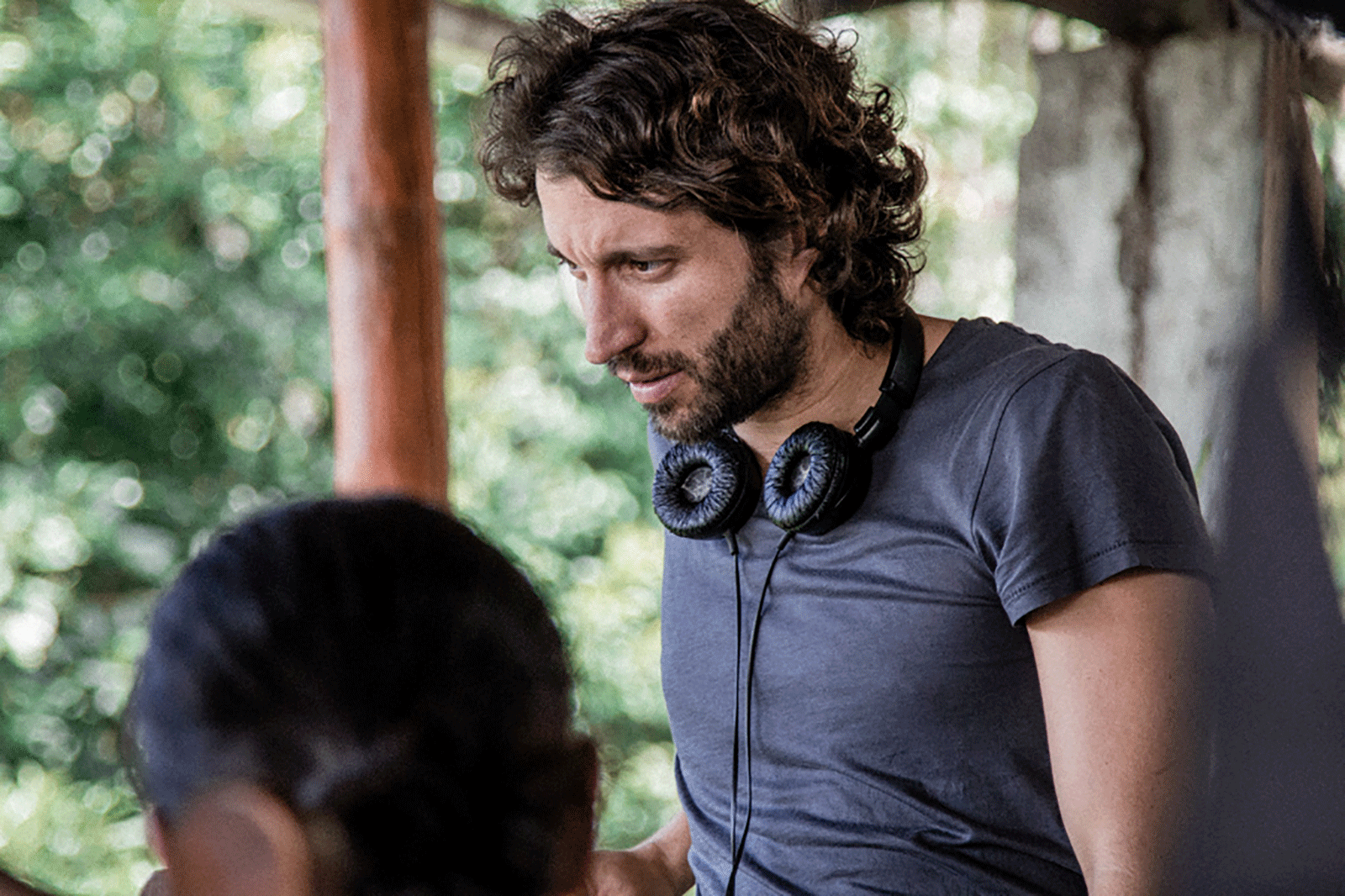 Foto Monos - Entre o Céu e o Inferno