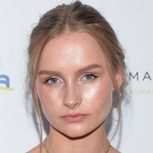 Foto Olivia DeJonge